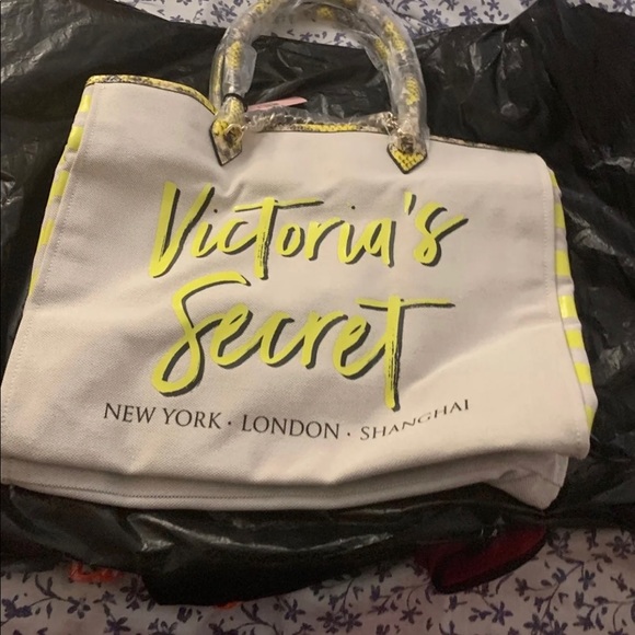 Victoria Secret Tote - Picture 1 of 2